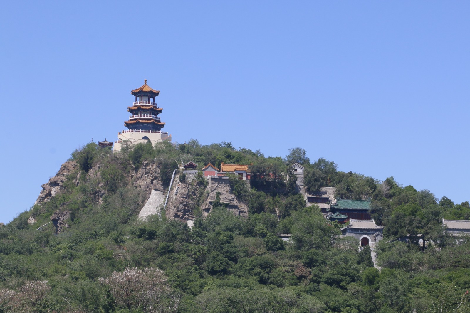 Image09.jpg