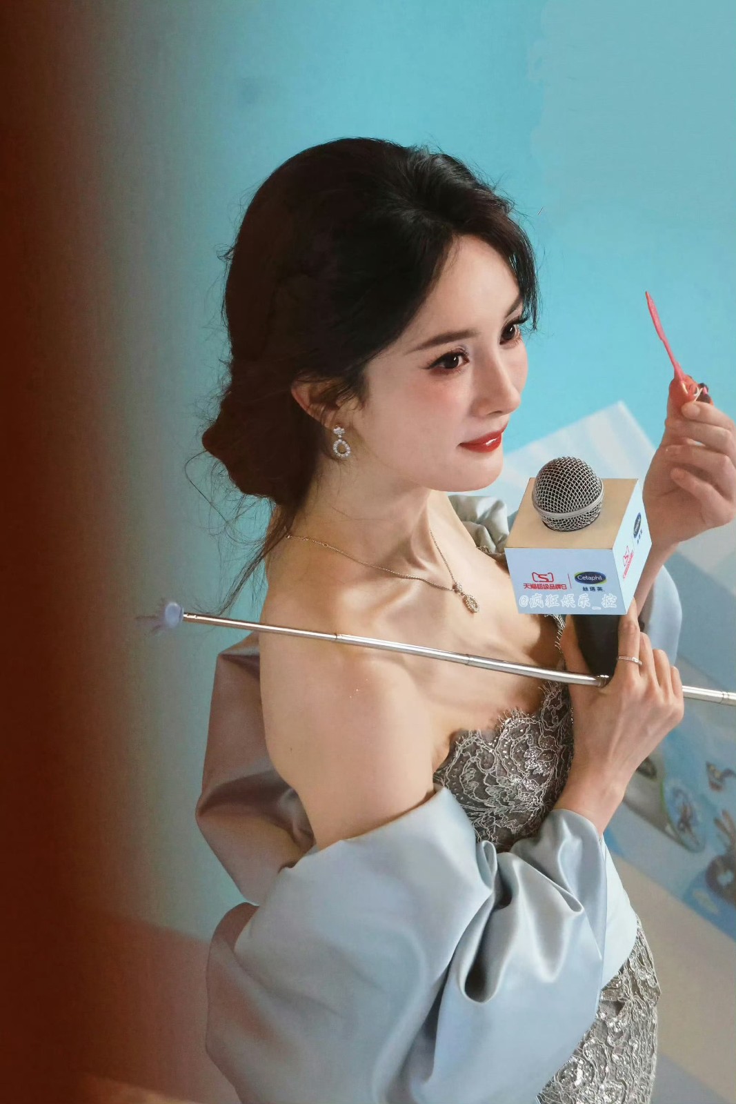 d.jpg